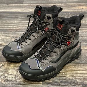 Vans Ultrarange EXO HI Gore-Tex MTE 3 -
Size 11.5